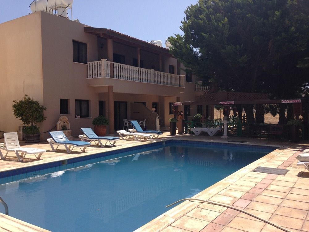 Anastasia Holiday Apartments Klorakas Exterior photo